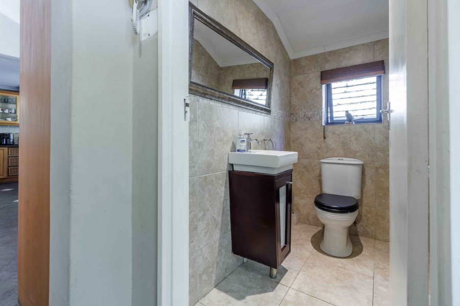 4 Bedroom Property for Sale in Tierboskloof Western Cape